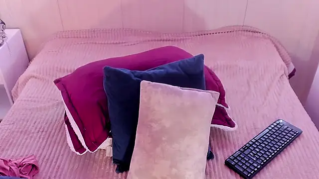 Laurentdupont04 online show from 18, 3, 2025