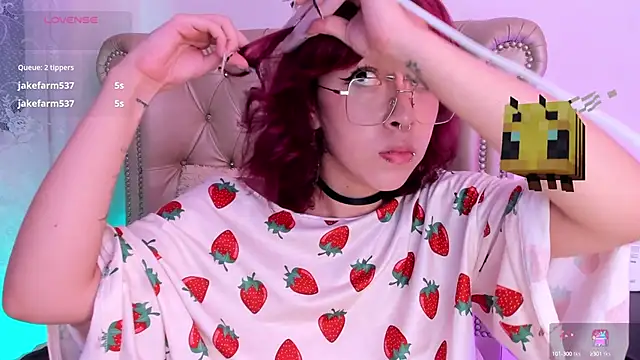 Snapshot of AlexaFoxy18 chatting on 6, 3, 2025 AlexaFoxy18 online show from 6, 3, 2025