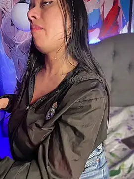 Snapshot of Im_Little chatting on 6, 10, 2025 Im Little online show from 6, 10, 2025