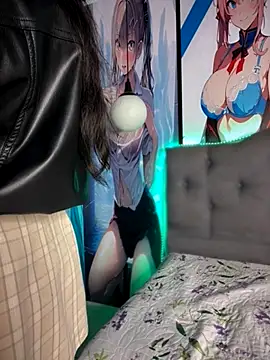 Snapshot of Im_Little chatting on 5, 11, 2025 Im Little online show from 5, 11, 2025