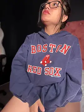 Snapshot of Im_Little chatting on 22, 2, 2025 Im Little online show from 22, 2, 2025