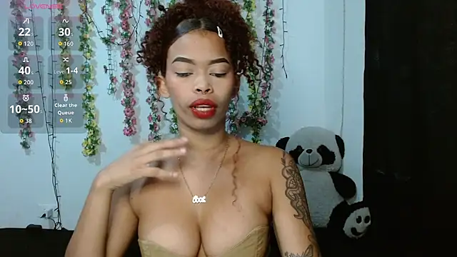 Snapshot of Shenna_brunette_ chatting on 22, 11, 2025 Shenna brunette online show from 22, 11, 2025