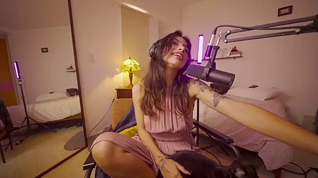 ohdearanna online show from 3, 3, 2025