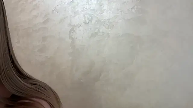 CaitlinaJayne23 online show from 10, 4, 2026