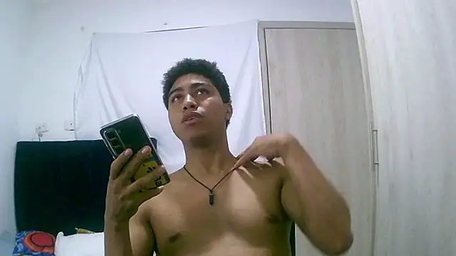 sexy diamante  online show from 8, 3, 2026