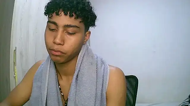 sexy diamante  online show from 5, 11, 2025