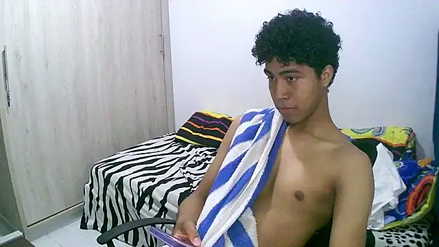 sexy diamante  online show from 23, 10, 2025