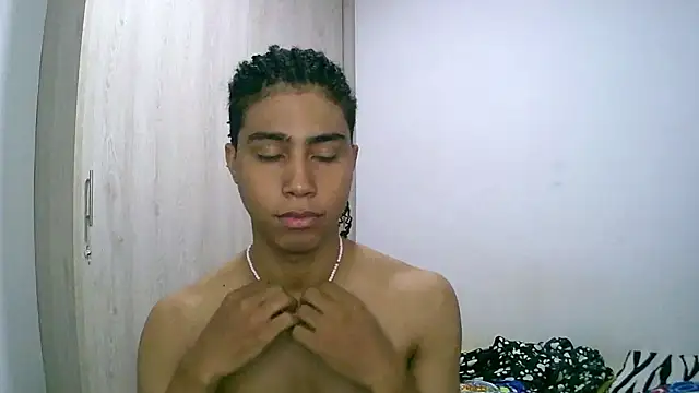 sexy diamante  online show from 18, 11, 2025