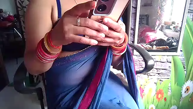 sexy-honey09 online show from 7, 1, 2026