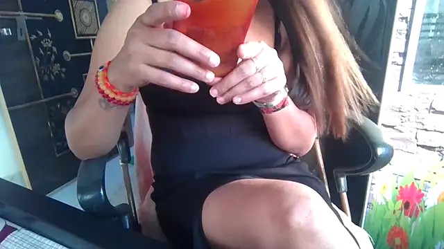 sexy-honey09 online show from 20, 11, 2025