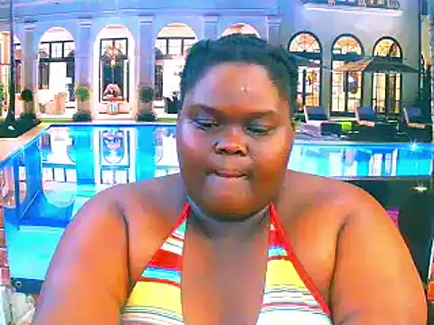 Snapshot of EbonyHotBuns chatting on 13, 7, 2026 EbonyHotBuns online show from 13, 7, 2026