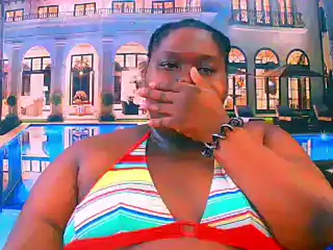 Snapshot of EbonyHotBuns chatting on 25, 6, 2026 EbonyHotBuns online show from 25, 6, 2026