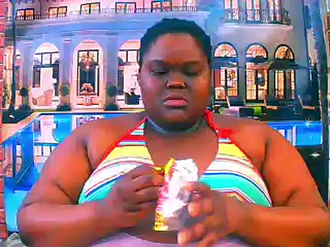 Snapshot of EbonyHotBuns chatting on 2, 6, 2026 EbonyHotBuns online show from 2, 6, 2026