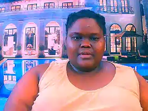 Snapshot of EbonyHotBuns chatting on 6, 7, 2026 EbonyHotBuns online show from 6, 7, 2026