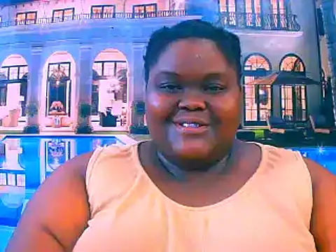 Snapshot of EbonyHotBuns chatting on 7, 7, 2026 EbonyHotBuns online show from 7, 7, 2026