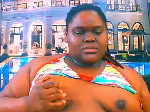 Snapshot of EbonyHotBuns chatting on 12, 6, 2026 EbonyHotBuns online show from 12, 6, 2026