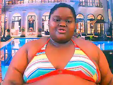 Snapshot of EbonyHotBuns chatting on 3, 6, 2026 EbonyHotBuns online show from 3, 6, 2026