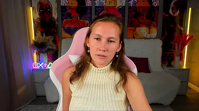 Snapshot of MichelleOrtis chatting on 2, 12, 2025 MichelleOrtis online show from 2, 12, 2025