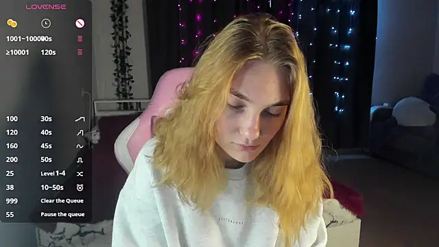 ReddHotPipper online show from 10, 3, 2025