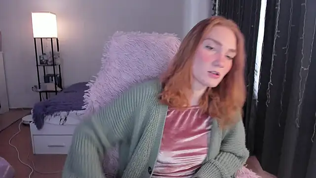 Snapshot of ReddHotPipper chatting on 3, 3, 2026 ReddHotPipper online show from 3, 3, 2026