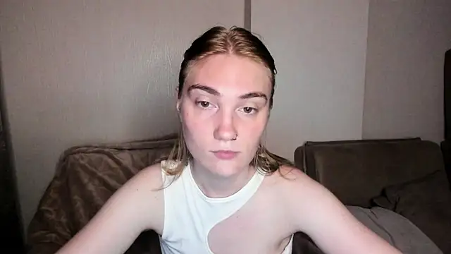 Snapshot of ReddHotPipper chatting on 6, 7, 2026 ReddHotPipper online show from 6, 7, 2026
