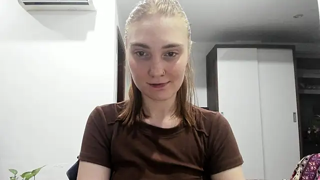 Snapshot of ReddHotPipper chatting on 30, 6, 2026 ReddHotPipper online show from 30, 6, 2026