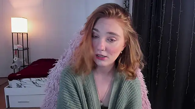 ReddHotPipper online show from 12, 10, 2025