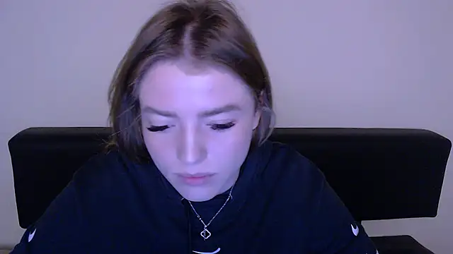 MissOliviaa  online show from 6, 3, 2025