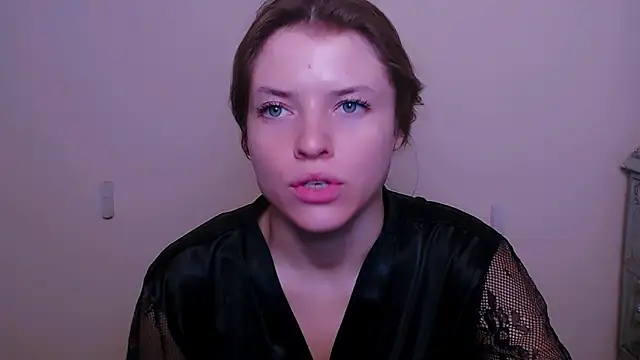 MissOliviaa  online show from 15, 2, 2025