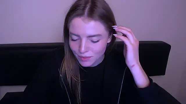 MissOliviaa  online show from 21, 2, 2025