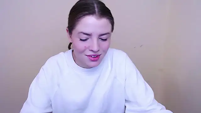 MissOliviaa  online show from 22, 1, 2025