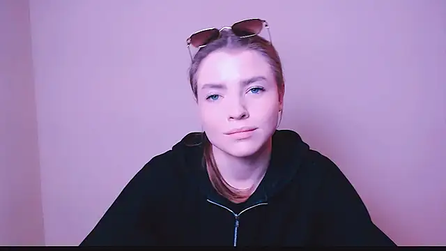 MissOliviaa  online show from 10, 2, 2025