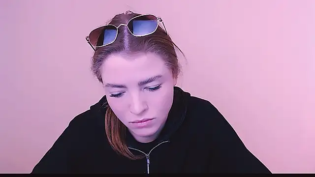 MissOliviaa  online show from 10, 2, 2025