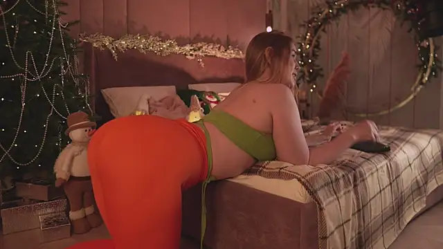 Smiley Mia online show from 18, 12, 2025