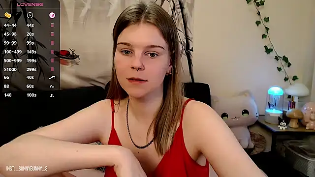 Moona xx online show from 9, 3, 2025