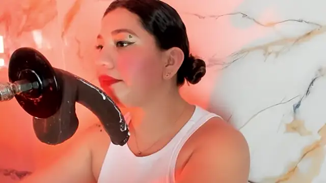 hade cute online show from 28, 5, 2026