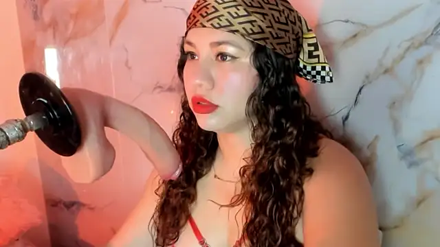hade cute online show from 26, 5, 2026
