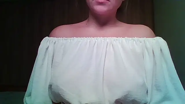 Evasapples online show from 8, 11, 2025