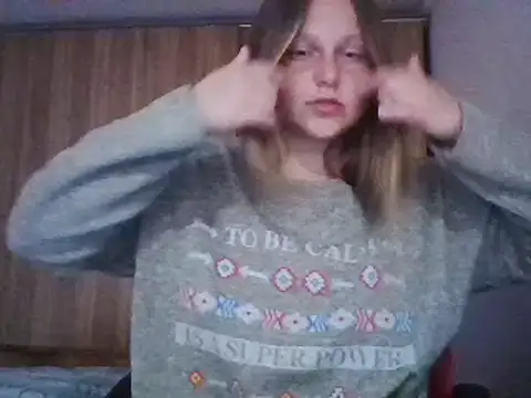 Evasapples online show from 7, 3, 2025