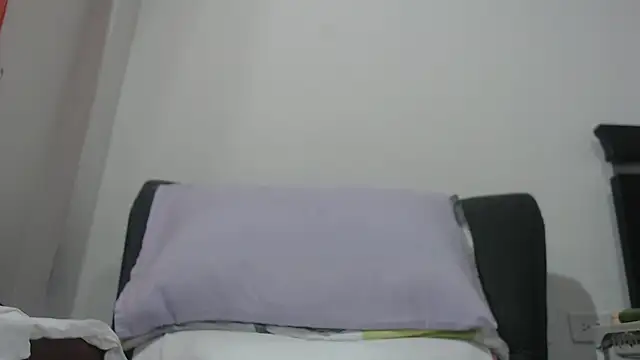 Snapshot of Lizz_xxxx chatting on 7, 6, 2026 Lizz xxxx online show from 7, 6, 2026