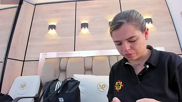 dorothy vegga online show from 2, 2, 2026