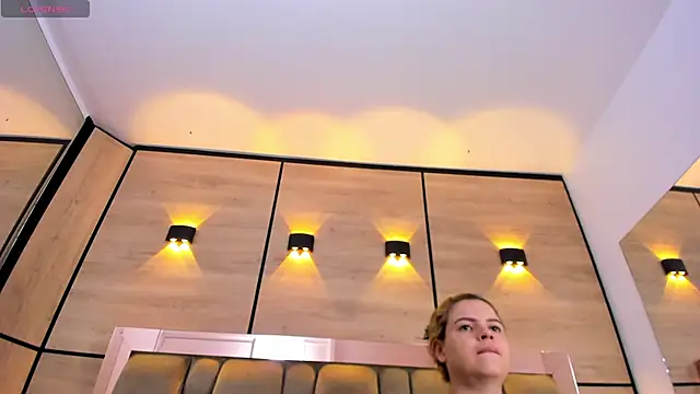 dorothy vegga online show from 17, 11, 2025