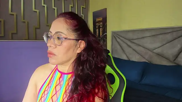 maria paulac online show from 10, 9, 2025