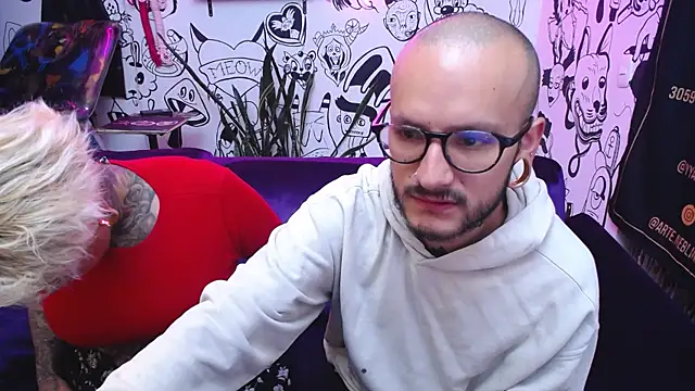 Snapshot of tatouagendecouple chatting on 1, 2, 2025 tatouagendecouple online show from 1, 2, 2025