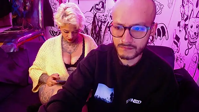 Snapshot of tatouagendecouple chatting on 30, 1, 2025 tatouagendecouple online show from 30, 1, 2025