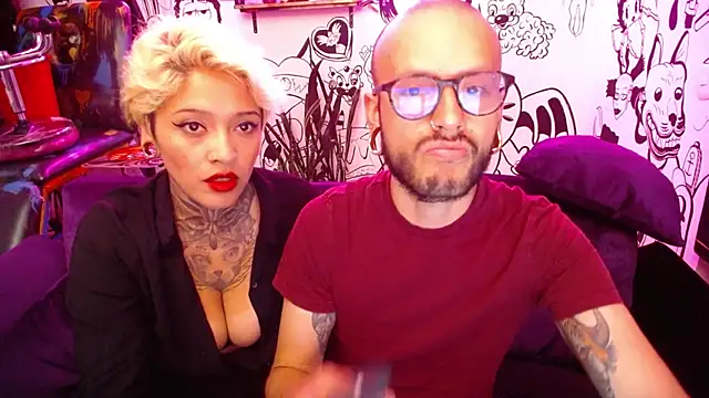 Snapshot of tatouagendecouple chatting on 2, 2, 2025 tatouagendecouple online show from 2, 2, 2025