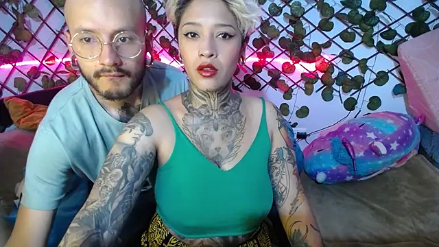 Snapshot of tatouagendecouple chatting on 15, 3, 2025 tatouagendecouple online show from 15, 3, 2025