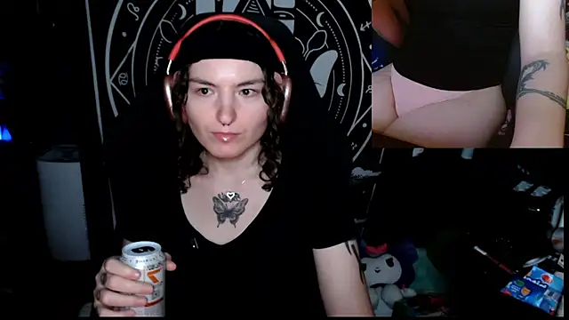 BrandiWRLD 999 online show from 23, 9, 2025