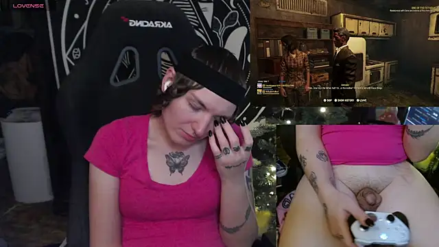 BrandiWRLD 999 online show from 14, 1, 2025