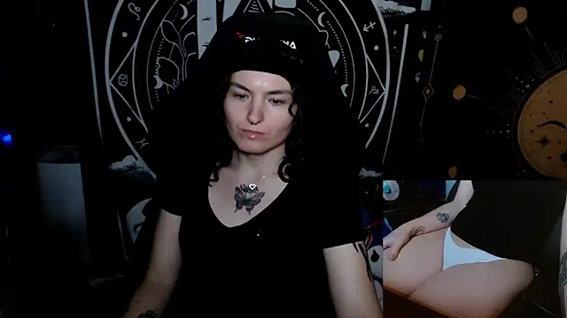 BrandiWRLD 999 online show from 30, 9, 2025